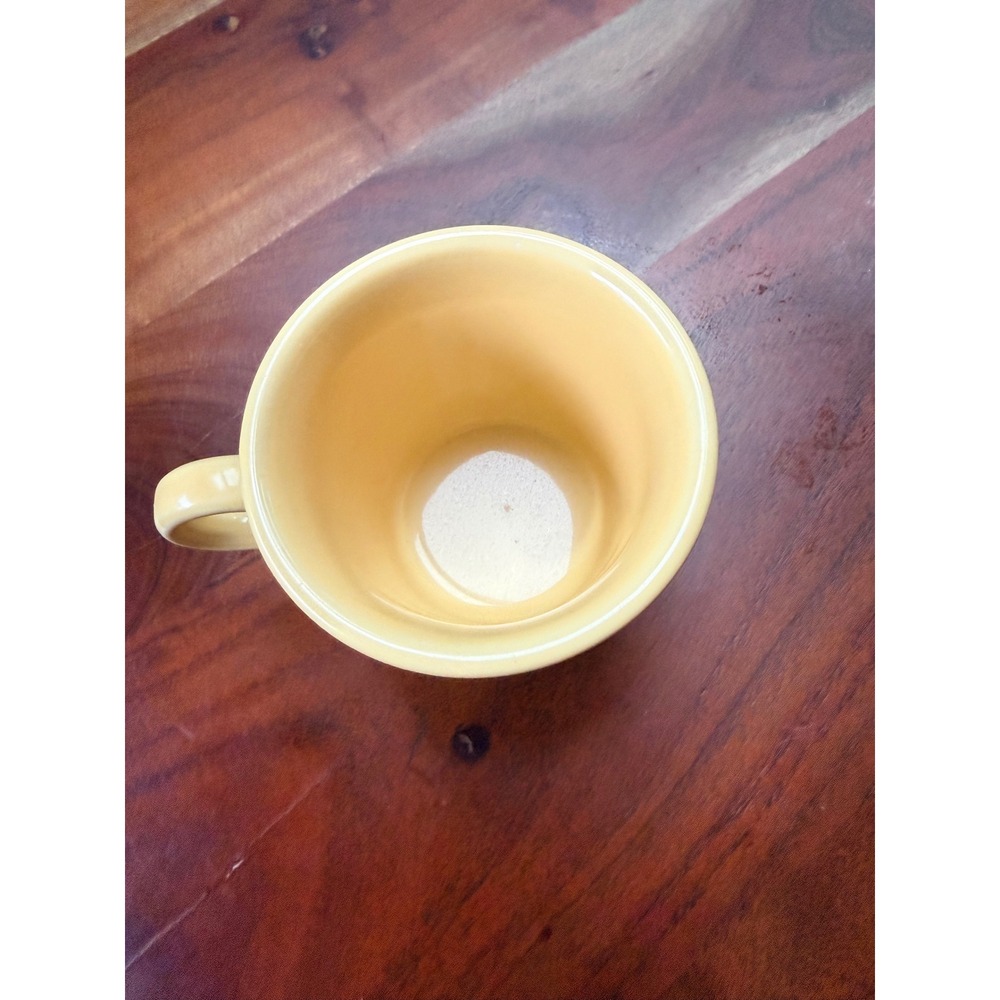 Rare Fiestaware with Scalloped Design Pale Yellow Tom‎ and Jerry Mug - Picture 4 of 4